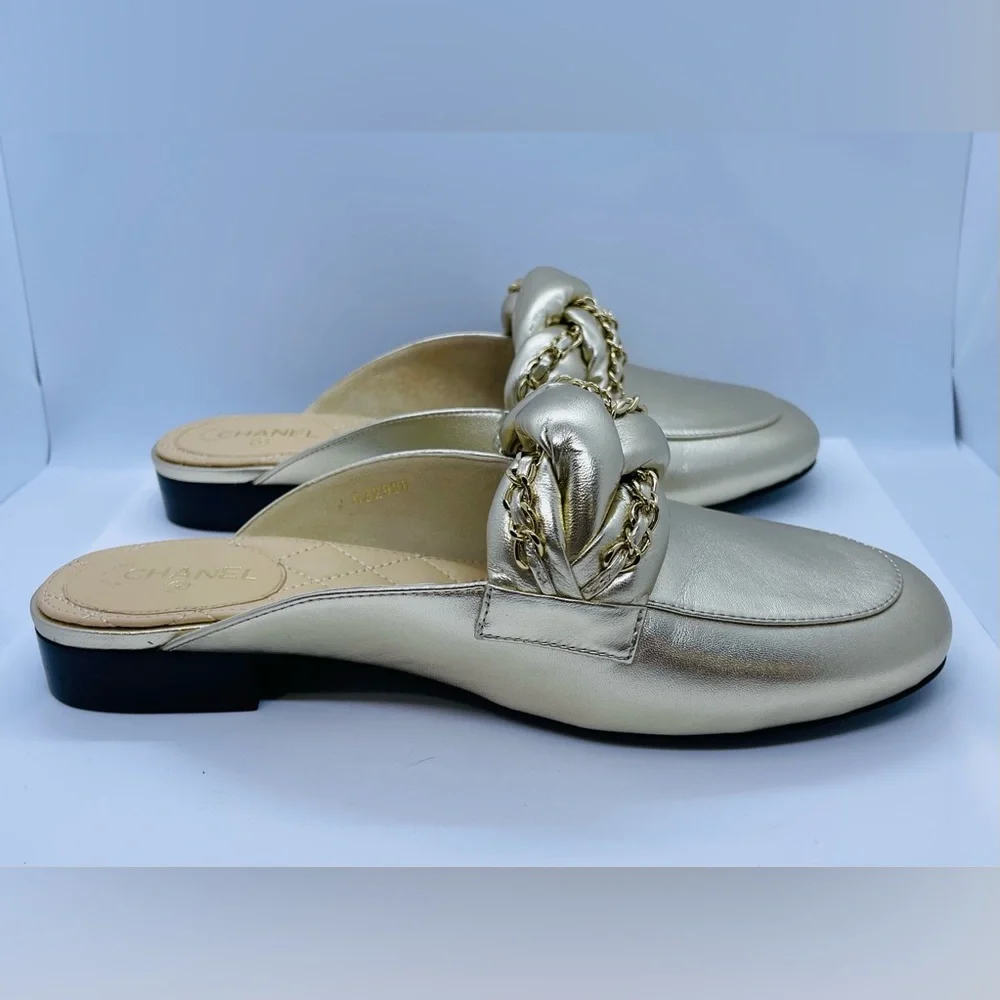 CHANEL gold mules brand new - Picture 7 of 8